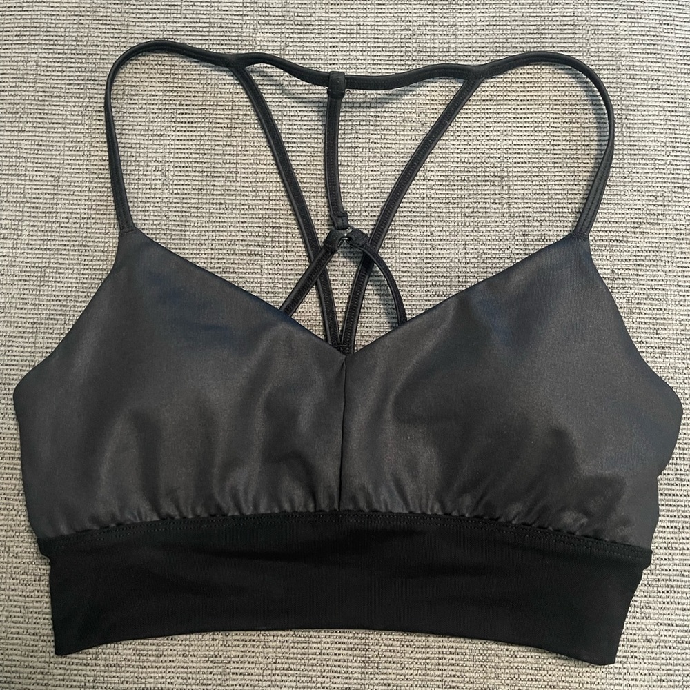 Alo Yoga Lavish Sports Bra